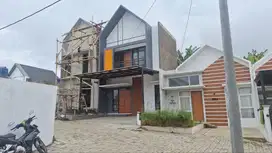 Rumah 2 lantai nuansa villa di Ngamprah dekat pintu tol Padalarang