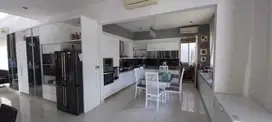 Dijual RUMAH MEWAH Blok W GRAHA FAMILI GOLF VIEW