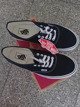 Vans Authentic Black White Original