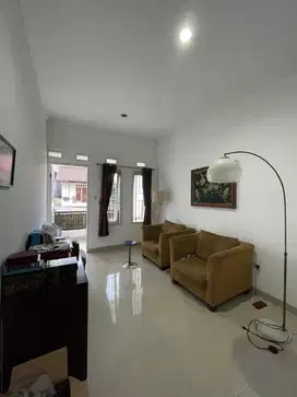 Rumah siap huni di Komplek Griya Gandaria Jagakarsa, Jakarta Selatan