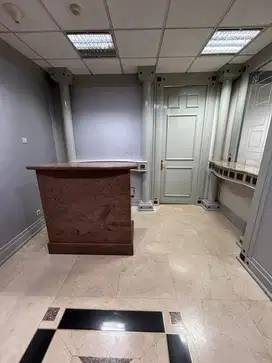 Jual/Sewa Kantor di Menara Sudirman Jakarta Selatan, 218m2, Furnished