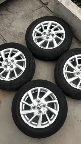 Velg & ban OEM Agya 2024 R14 4x100 Pako Wheels