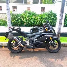 Yamaha R25 ABS 2022