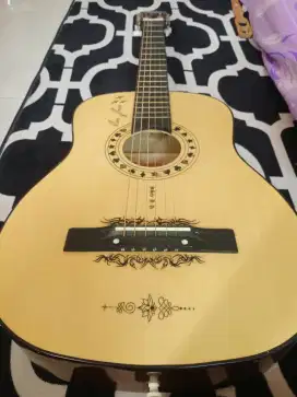 Dijual cepat gitar merk Victoria