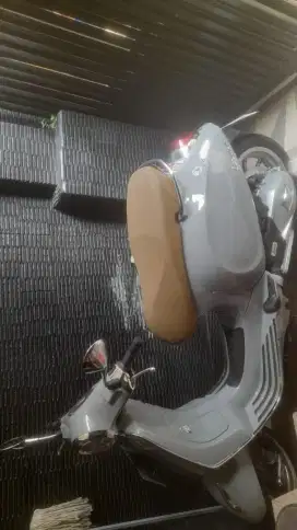Vespa primavera Iget abs