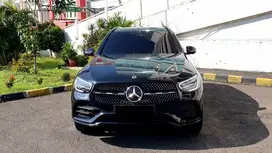 Mercedes Benz Mercy GLC200 Night Edition AMG Line 2022 Like New Record