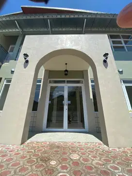 Rumah Baru Sayap Cinunuk bisa Kantor atau Usaha
