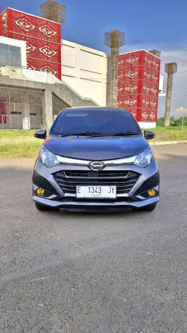 Daihatsu Sigra r mt 2019
