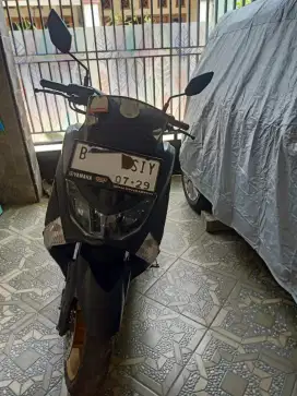 Jual cepat NMAX Nonabs 2019 hitam doff