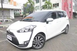 Pajak Panjang - Toyota Sienta 1.5 V Bensin-AT 2017