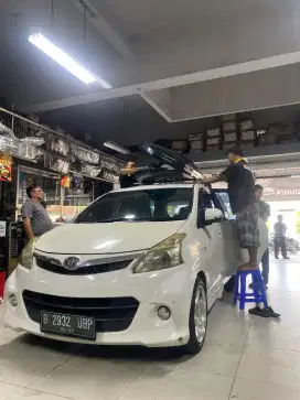 Roofbox kapasitas 700 L