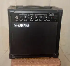 Ampli gitar Yamaha GA15 II