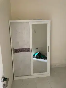 Lemari Besi 2 pintu geser