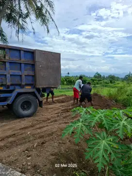 Supplier urug tanah dan puing murni pasir batu split