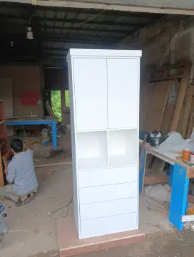 LEMARI PAKAIAN finishing hpl