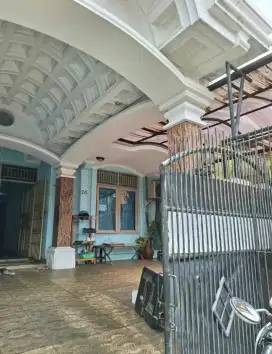 Rumah palem semi Karawaci Tangerang