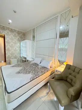 disewakan 2+1 bedroom full furnish taman anggrek residence