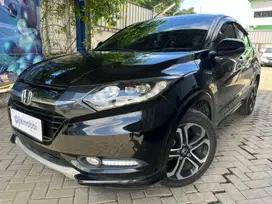 Pajak Panjang - Honda HR-V 1.8 RS Bensin-AT 2018