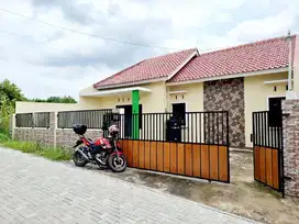 Rumah Cantik Gress Siap Huni  Dekat Ring Road Mojosongo Solo - Sragen