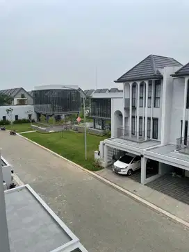 Dijual Rumah 3 Lantai di Aether Greenwich Park BSD, Tangerang Selatan