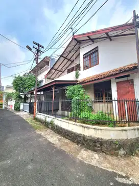 Rumah Dijual Patal Senayan. Dlm Komplek. Jln Lebar. Dkt Senayan. NEGO