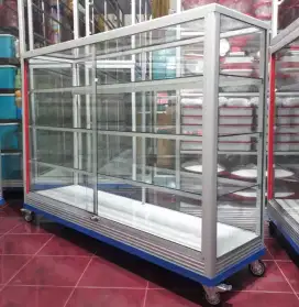 Etalase Ukuran 1,5Mx1M PAKE RODA BESAR