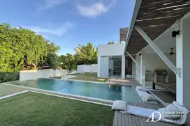 FREEHOLD FULLY RENOVATED BEACHSIDE RETREAT IN PERERENAN