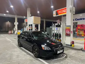 Honda Accord 2004 Bensin
