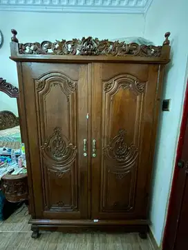 Jual lemari jati lawas