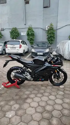 R15 V4 MULUS BANGET
