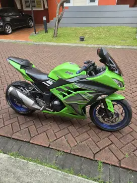 Dijual Cepat Kawasaki Ninja 250 2014 ABS Injeksi Not Karbu