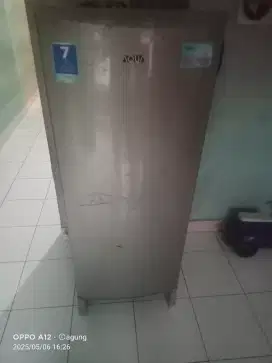 Jual kulkas bekas