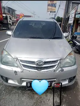 Daihatsu Xenia 2011 Bensin