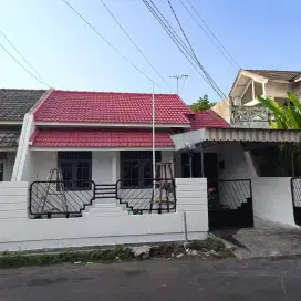 Nginden Intan ROW Lebar dekat semolowaru manyar