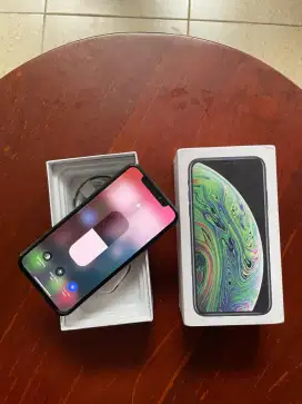 iPhone xs 64gb inter
