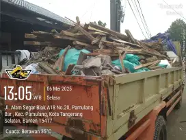 Jasa buang puing tanah galian