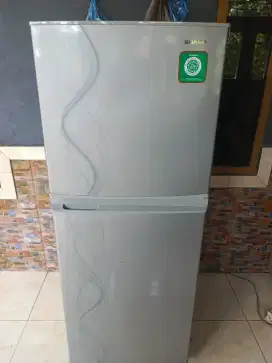 Kulkas Sharp 2 pintu