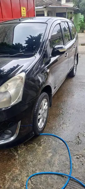 Nissan Grand livina 2013 Bensin