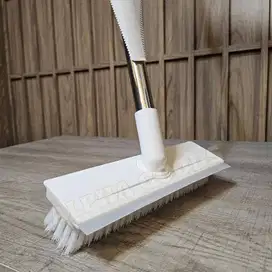 sikat lantai kamar mandi dengan wiper bulu tebal bahan stainless