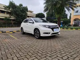 TDP 14JT Honda HR-V 1.8 RS Bensin-AT Putih 2021