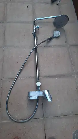 WASSER WALL MOUNTED SHOWER COLUMN SYSTEM bekas