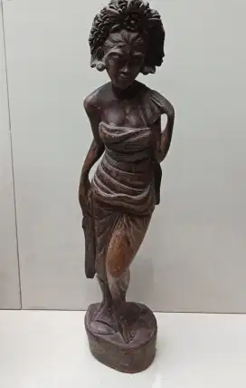 Patung Kayu Jadul