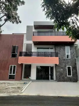 Rumah Mewah Hook Cluster Sutera Palmyra Alam Sutera Tangerang