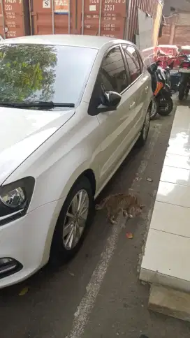 VW POLO 2016 BAGUS TERAWAT KM RENDAH