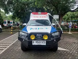 Ambulance Medika Plaza (MP 42) Toyota Hilux Double Cabin 2.4L (4x4) MT