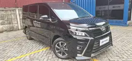 [OLXMOBBI] DP Rendah Toyota Voxy 2.0 Bensin-AT 2020 9GW