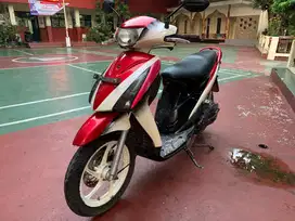 Suzuki spin 125 putih 2007 lengkap