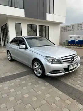 VERY LOW KM 34rb! Mercedes-Benz C200 AT 2014 - Silver