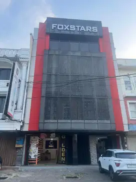 Full Furnished Ruko komplek Central square  Blok C Di Gedangan