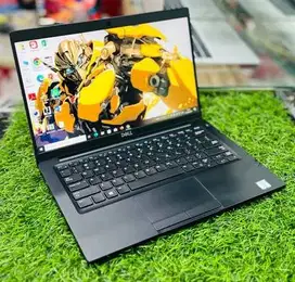 LAPTOP DELL LATITUDE 7390 CORE I7 GEN 8 RAM 16/256GB MINUS D-DCS